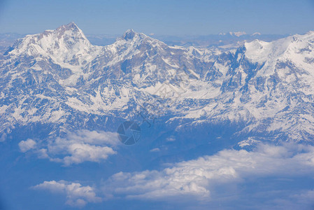 喜马拉雅山脊海风图片