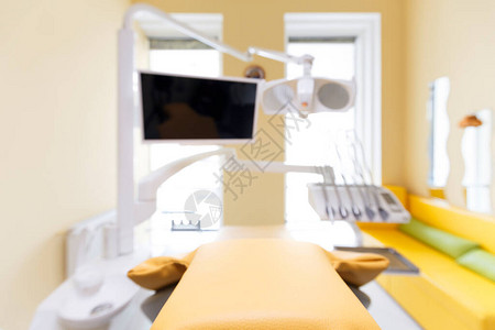 私人医院专业牙齿治疗的模糊牙科柜图片