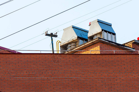 工业厂和大厅供热控制的最高顶屋通风系统单图片