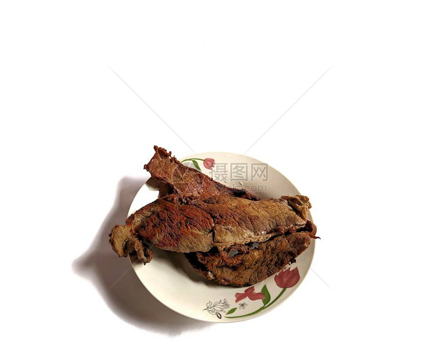 白种背景的烤牛肉炒牛肉危地图片