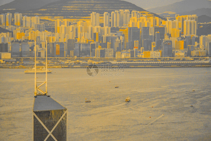 从维多利亚峰可见香港图片