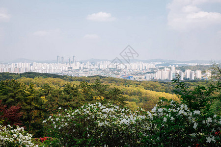 永通韩国小山市新城全景观韩大山的DoksanseongFortress山和HwasteongD背景