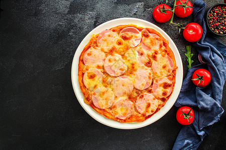 披萨香肠番茄酱芝士菜单概念食物背景饮食最图片