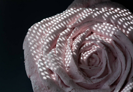 美丽的粉红色装饰棉花糖玫瑰可食用图片