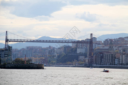 毕尔巴鄂河口吊桥图片