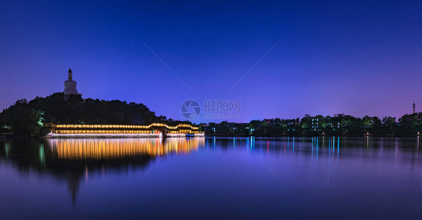 1651年建于北京清朝1651年的北京白海公园Beihai公图片
