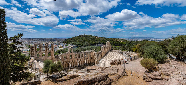 希腊卫城遗址下的Herodium古剧院图片