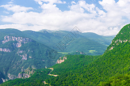 美丽的美景峡谷和亚美尼亚山脉的风景图片