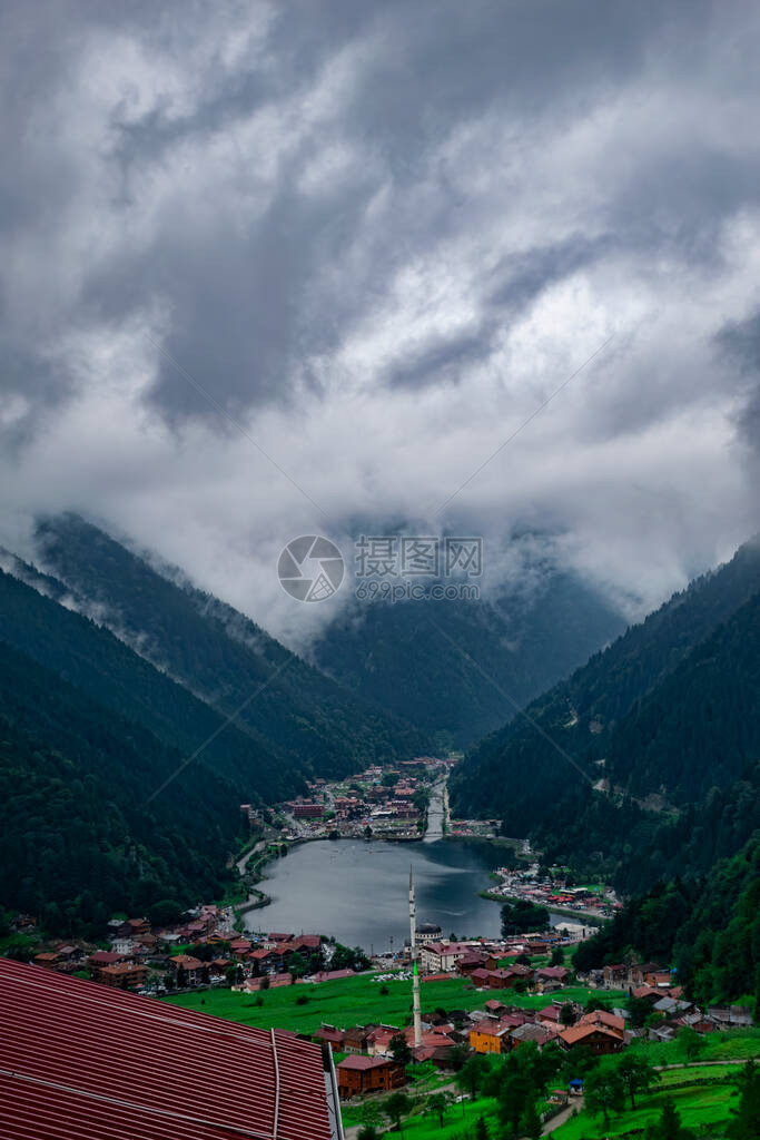 Uzungol湖景龙湖特拉布宗山和湖的顶层景色图片