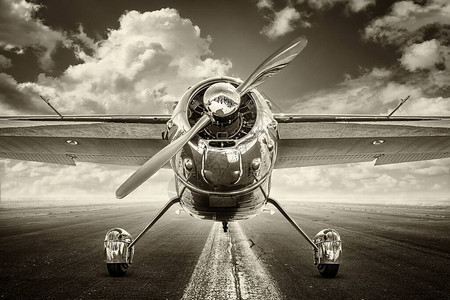 一架历史飞机的复古照片图片