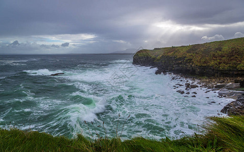 爱尔兰斯利戈县穆拉格莫尔半岛石海岸的图片
