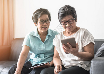 老龄化社会概念与亚洲老年妇女图片