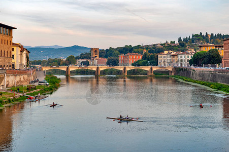 Arno河的景象图片