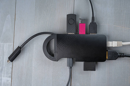 USBC型适配器或集线器图片