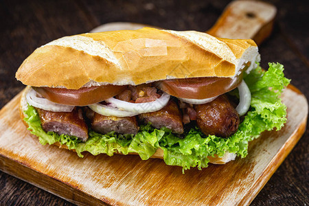 猪肉面包来自巴西的传统小吃图片