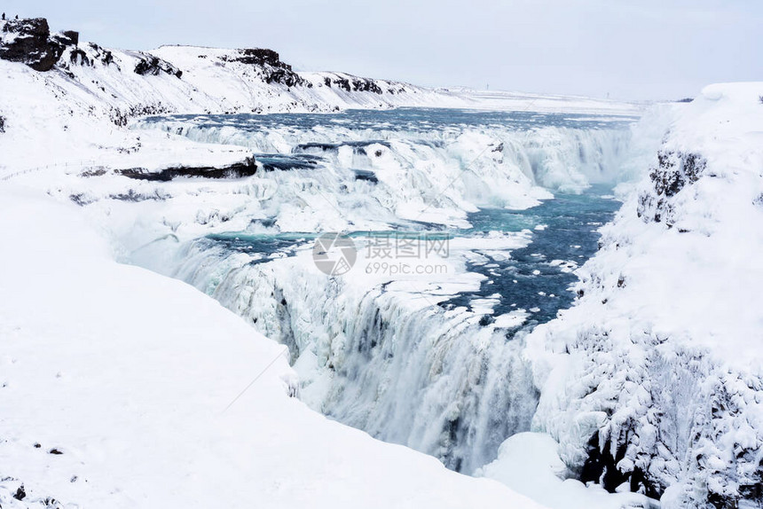冰岛的Gullfos瀑布在冬天当瀑图片