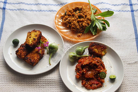 来自雅加达的传统食品菜单午图片