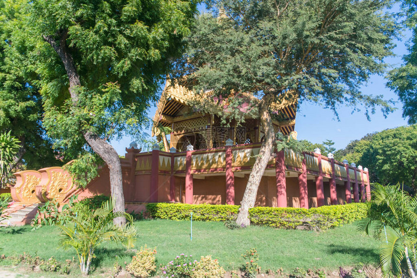缅甸蒲甘金宫一景图片