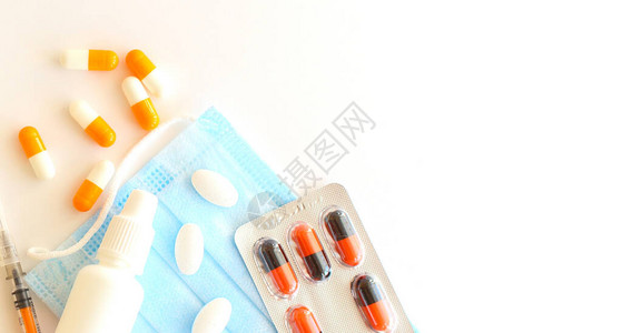 止痛药抗生素维他命和阿司匹林药片图片