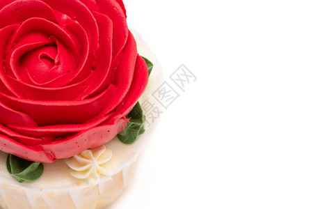 Cupcake蛋糕装饰着美丽的奶油玫瑰图片