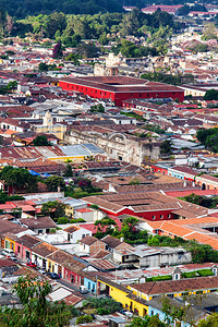 从中美洲危地马拉安提瓜的CerrodelaCruz查看安提瓜是前首都图片