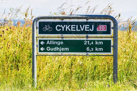带方向的自行车标志丹图片
