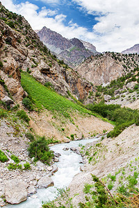 夏季风山区景观塔吉克斯坦中亚和中亚图片