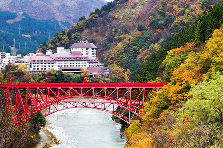 日本黑铁红桥KurobeGorge图片