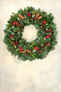 圣诞节的天然冬季绿色植物花环图片