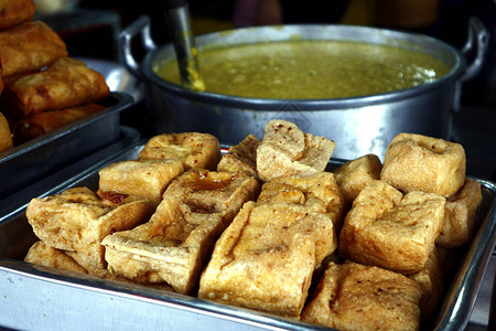 亳州以春卷饼土瓜或炸豆腐冻豆腐和大米粥为口味的菲律宾菜食照片背景