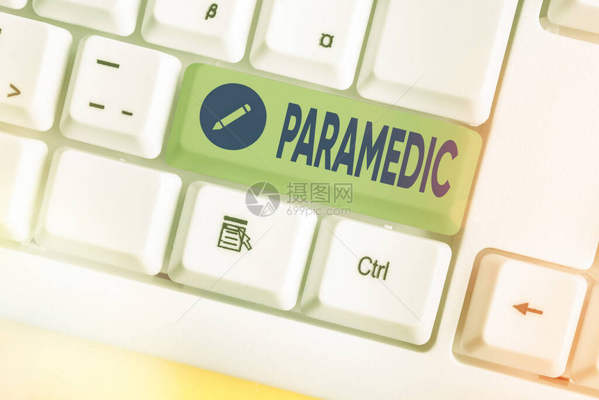 显示护理人员的文字符号商业照片展示了一名在紧急医疗工作方面具有专业知识的卫生工作者不同颜色的键盘图片
