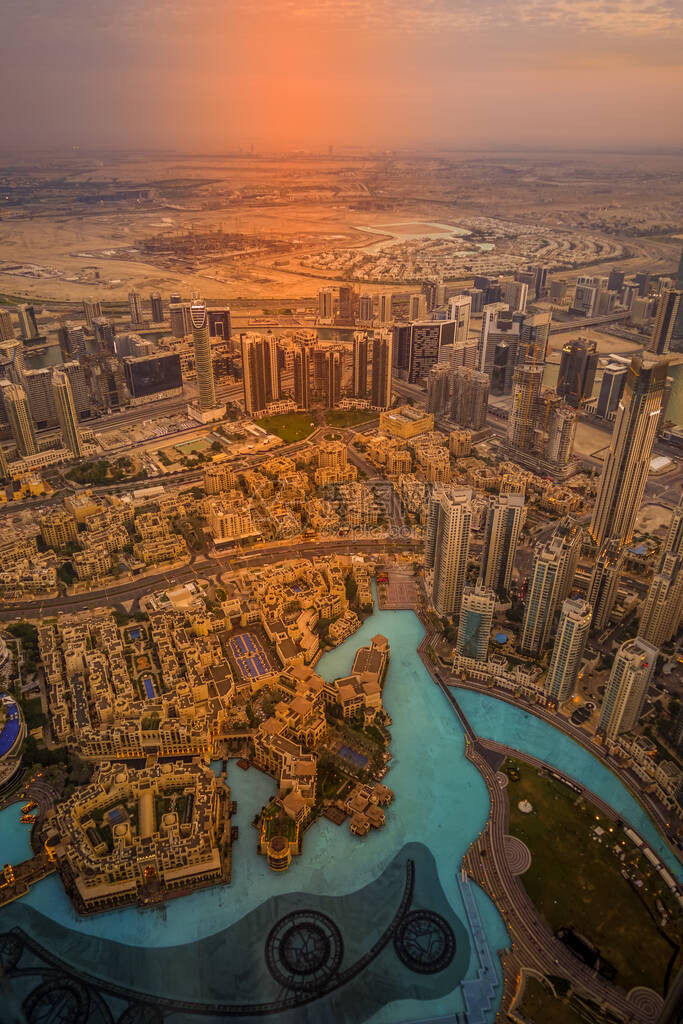 从BurjKhalifa观测舱看图片