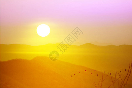 WongPhraJun山上美丽的夕阳图片