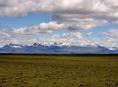 智利帕塔哥尼亚安第斯山脉雪峰和冰川的观测图片