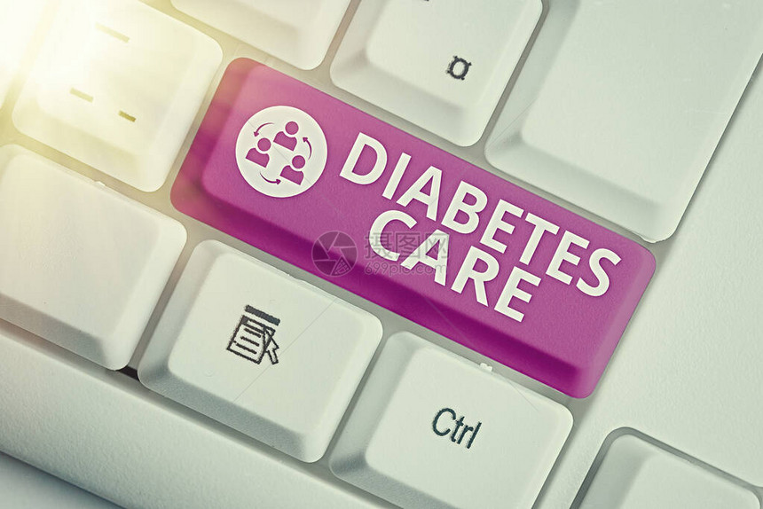 手写文字书写糖尿病护理概念照片预防或治疗疾病可能导致的并发症不同颜色的键盘图片