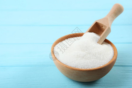 桌上的白糖白色的糖酶高清图片