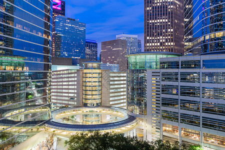 美国得克萨斯州休斯顿市中心金融区黄图片