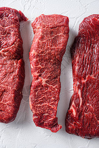 用于BBQ切有机肉类的原整牛排全成叉形牛排图片