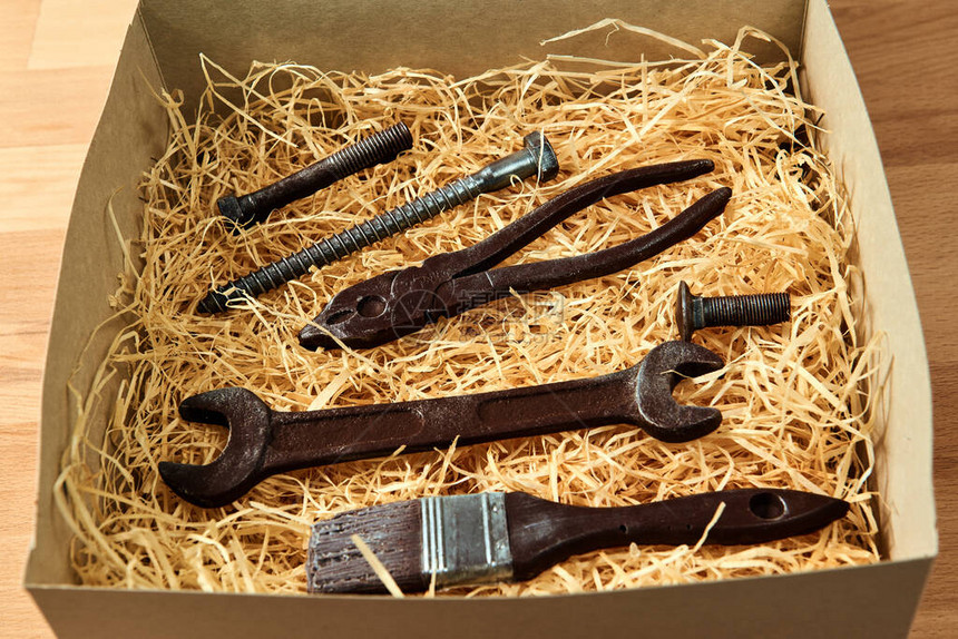 巧克力构造器工具集巧克力工具扳手钳子螺丝图片