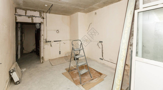 翻新概念修复期间的房间图片