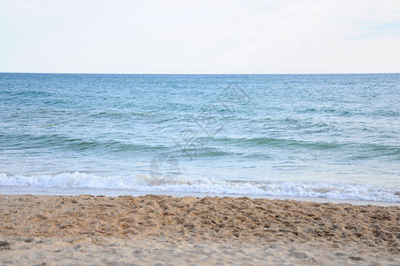 海水蓝天空和沙滩背景没有人复高清图片