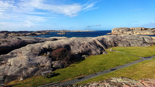 北海湾美丽的石头海滩和岛屿的景象瑞典图片