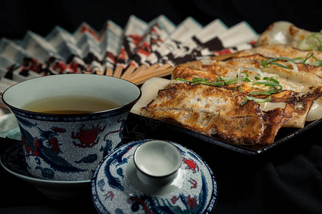 传统中式煎饺图片