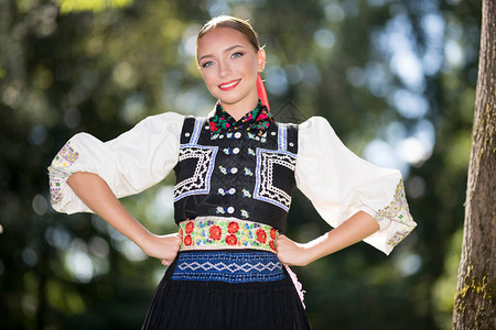 斯洛伐克民俗舞蹈的片段图片