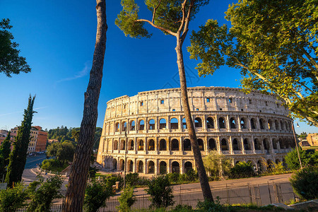 罗马大浩劫的景象蓝天图片