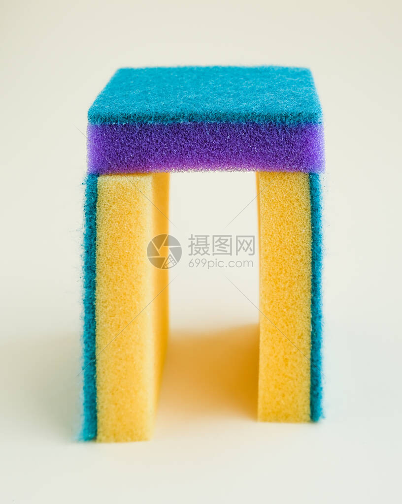 用于洗涤和清洁的亮色软海绵用于家庭或室内的清洁剂表面的清洁和卫生用于洗图片
