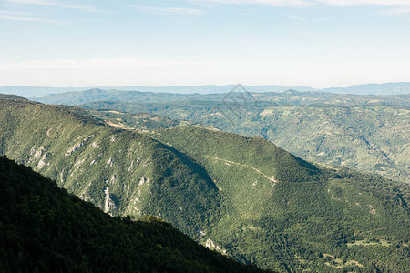 塞尔维亚Tara山脉全景图图片