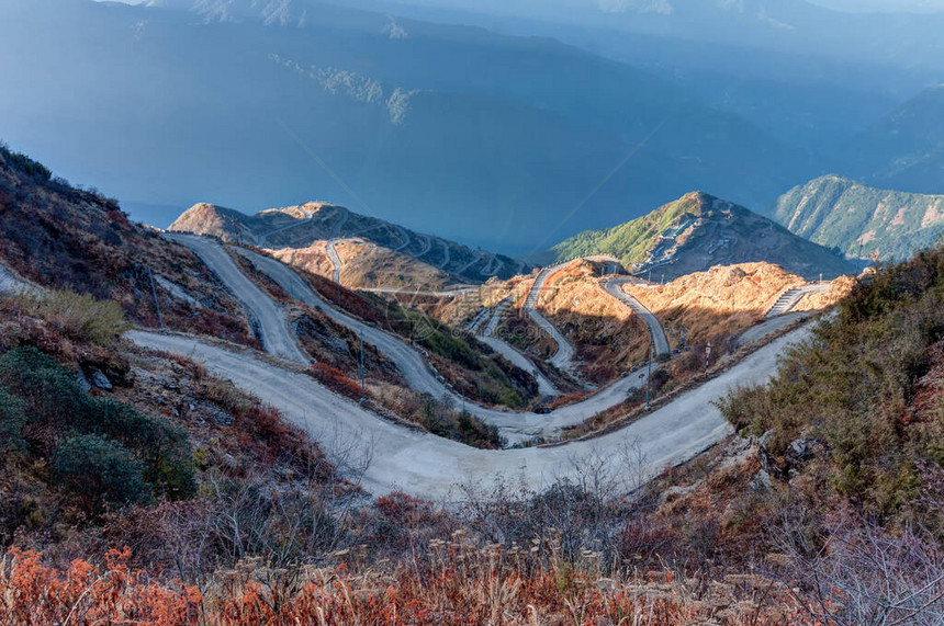 古丝绸之路与印度的丝绸贸易路线图片