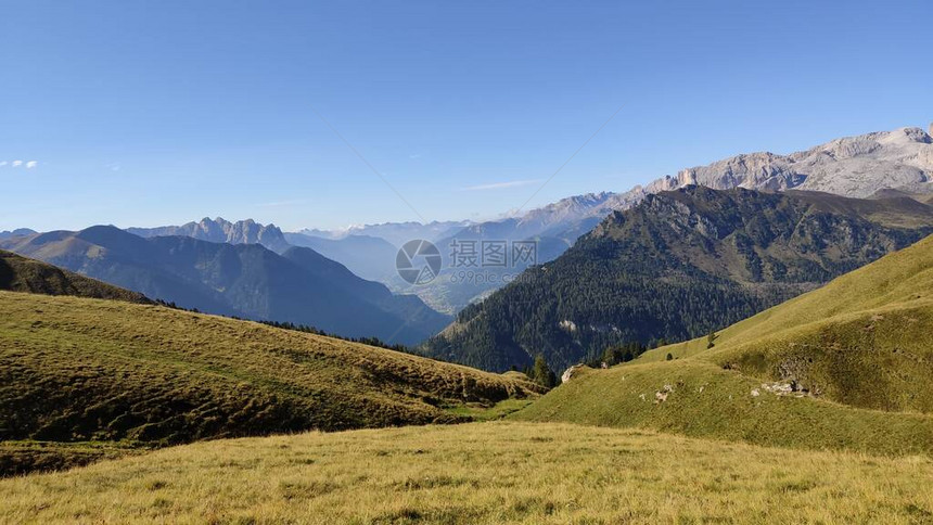 意大利欧洲特伦蒂诺上阿迪杰地区风景秀丽的高山地方图片