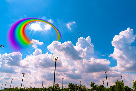 蓝天白云与彩虹图片